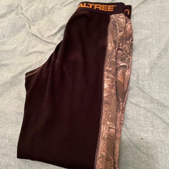 Realtree Xtra Thermal Leggings - Picture 4 of 5